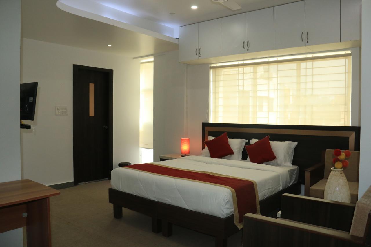 Flagship Malnad Residency Near Bengaluru Palace Exterior photo